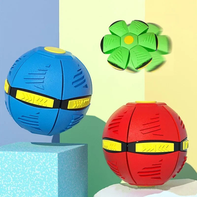 Dog Toys Flying UFO Saucer Ball Interactive Outdoor Sports Training Games Magic Deformation Flat Throw Disc Ball Pet Supplies